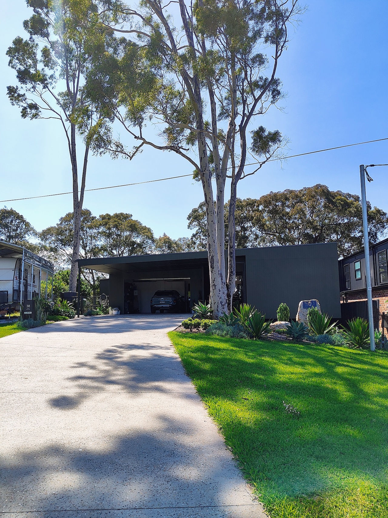 Kingspoint street view